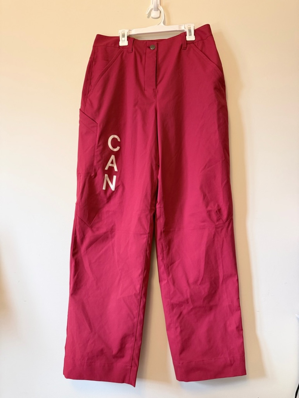 Women’s Lululemon Team Canada HR Carpenter Pant - size 30 - NWOT